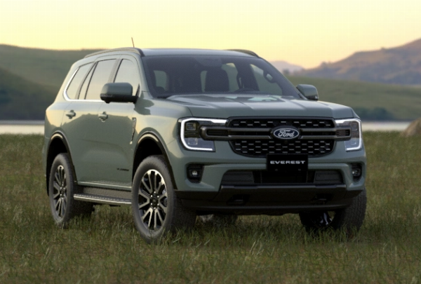 Everest Platnium 4x4 Sơn La